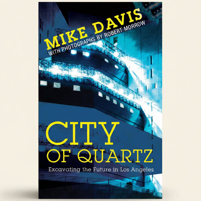 Book cover of 'City of Quartz' with a blue and yellow color scheme.